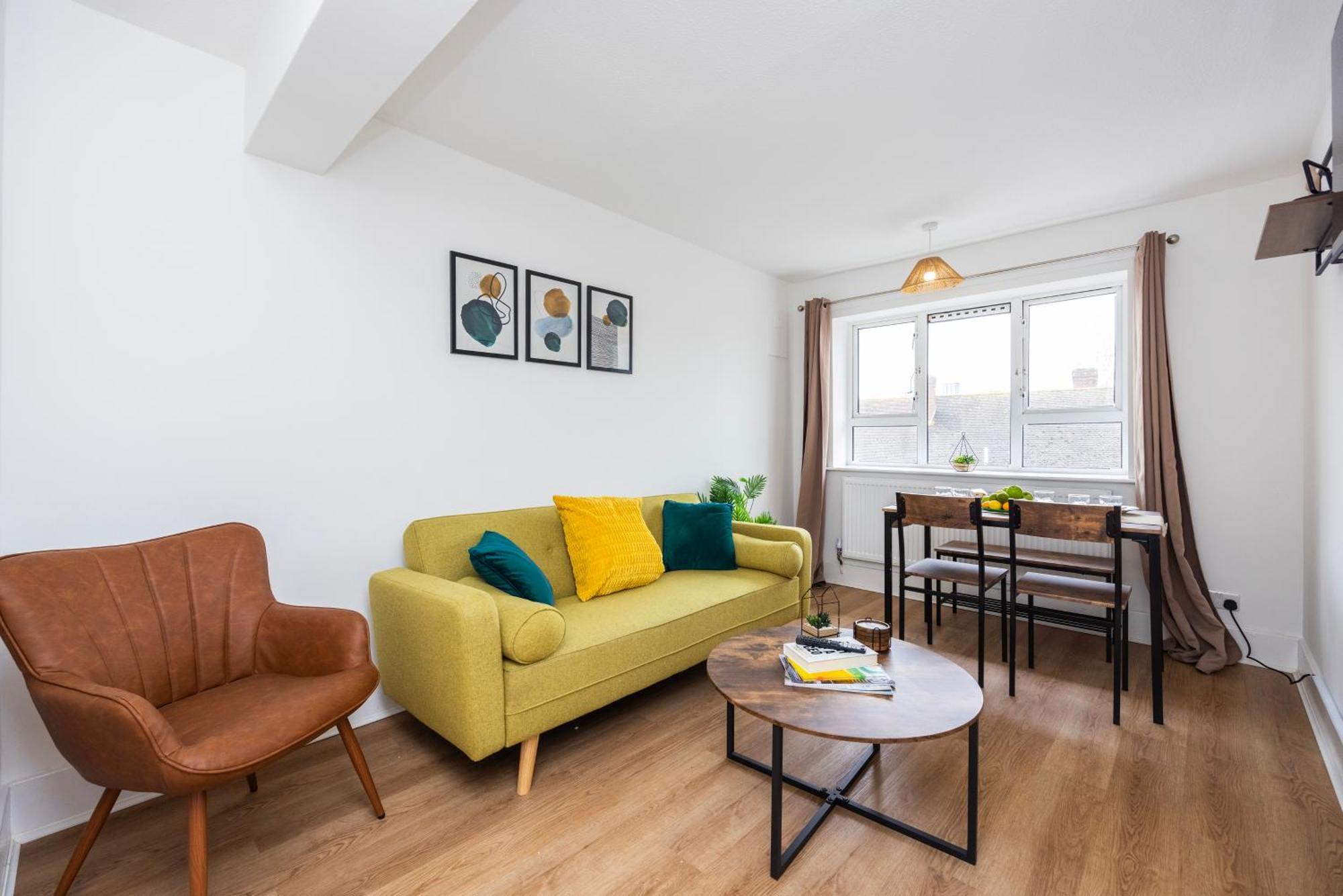 Excel O2 Stunning Large 3 Bedroom Apartment With Balcony London Ngoại thất bức ảnh